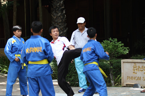 Các võ sĩ vovinam Myanmar đang tập luyện tích cực cho giải Đông Nam Á