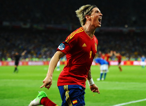 Torres được gọi trở lại tuyển Tây Ban Nha