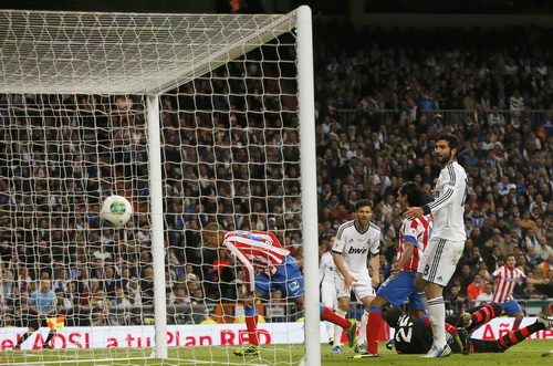 Ronaldo nhận thẻ đỏ, Real Madrid bị hạ ở chung kết Cúp Nhà vua-4