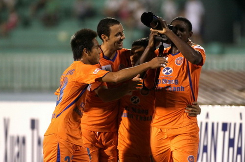 SHB.Đ&agrave; Nẵng thua bất thường, B.B&igrave;nh Dương thắng trận đầu ti&ecirc;n-1