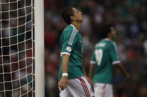 Mexico vẫn “tịt ngòi” trên sân nhà, Mỹ tiến gần Brazil-1