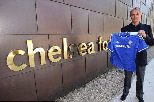 Chelsea chính thức tái hợp với Mourinho