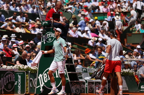 Djokovic “nổi điên” với trọng tài và quan chức giải Pháp mở rộng 2013-2