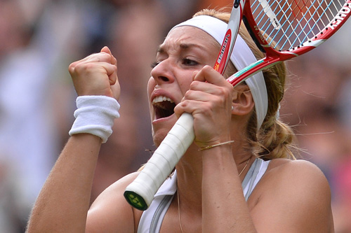 Sabine Lisicki hạnh phúc sau khi buộc Serena Williams trở thành cựu vô địch Wimbledon - d5