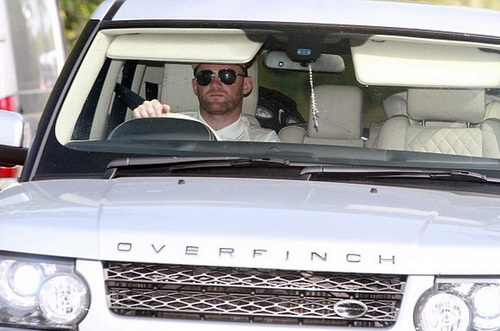 Chelsea và Arsenal chính thức giành chữ ký của Rooney-1