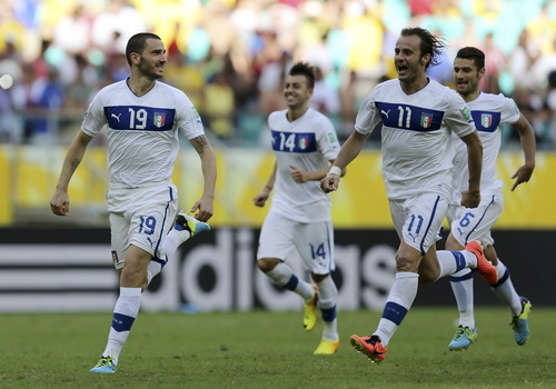 Lại sút luân lưu, tuyển Ý giành hạng 3 Confederations Cup-2