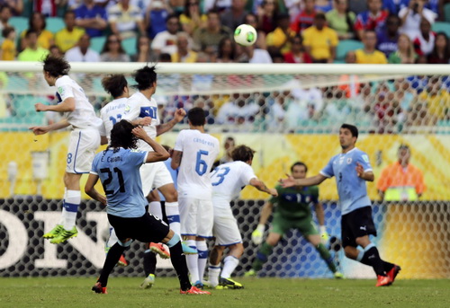 Lại sút luân lưu, tuyển Ý giành hạng 3 Confederations Cup-3