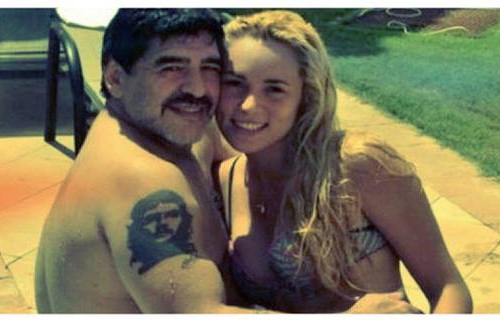 Maradona bất ngờ chia tay bạn gái