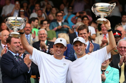 Wimbledon 2013: Lịch sử hết chỗ chứa anh em nhà Bryan