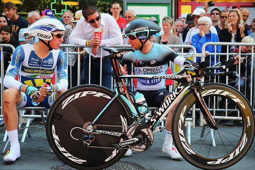 Cavendish bị tạt nước tiểu ở Tour de France