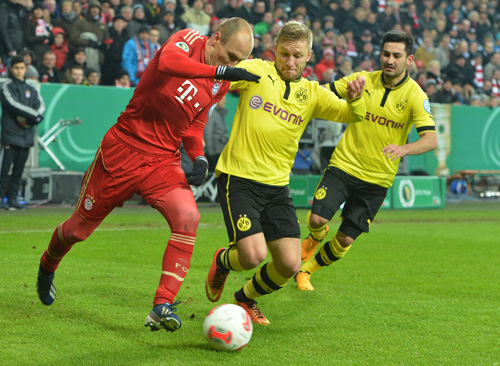 Dortmund (phải), đối thủ đáng gờm nhất của Bayern trong cuộc tranh chấp chiếc Đĩa bạc - d