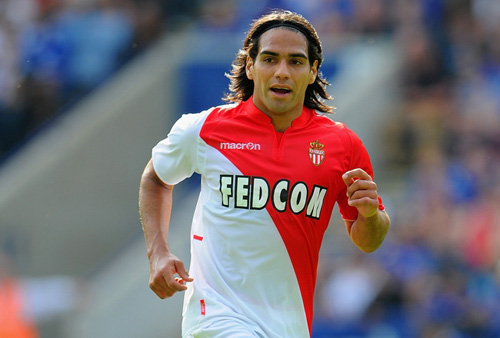 Chân sút đắt giá Falcao đã lập công cho Monaco ngay trong trận đấu đầu tiên dưới màu áo mới - d