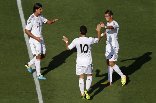 Real Madrid v&agrave;o chung kết Champions Cup-1