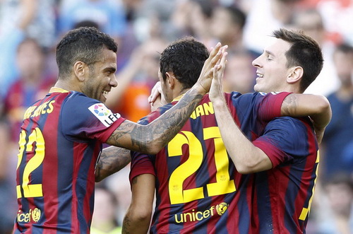 Barcelona thắng 7 sao trong ngày La Liga khai mạc
