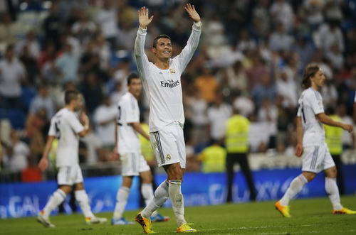 Vắng Bale, Ronaldo giúp Real Madrid giành 3 điểm-3