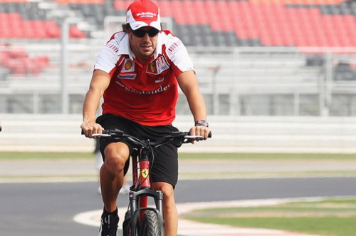 Alonso sắp thành ông chủ đội đua xe đạp