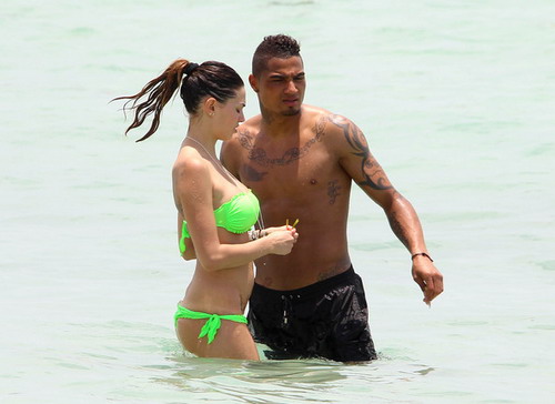 Boateng ly hôn để chứng tỏ tình yêu