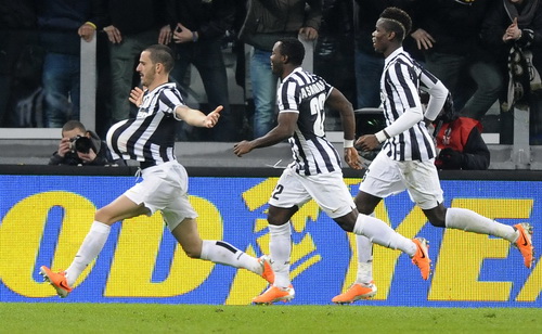 Juventus chấm dứt chuỗi trận bất bại của AS Roma-2