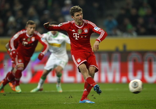 Thomas Muller ấn định chiến thắng cho Bayern Munich