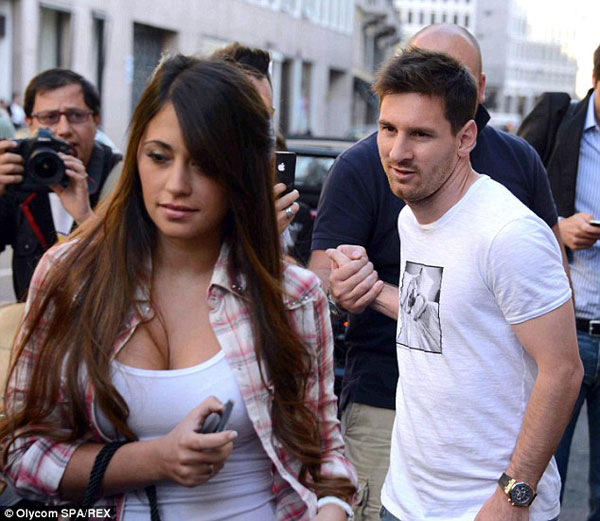 Messi và bạn gái