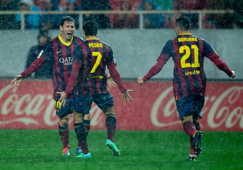 Messi đưa Barcelona trở lại ngôi đầu La Liga -1