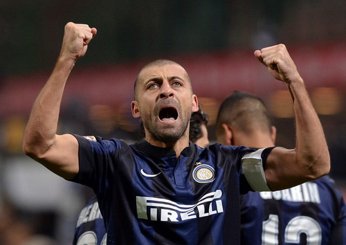 Inter Milan giành chiến thắng đầu tiên sau 2 tháng