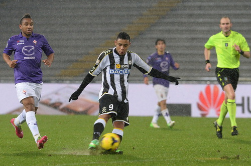 Muriel tỏa sáng giúp Udinese thắng Fiorentina