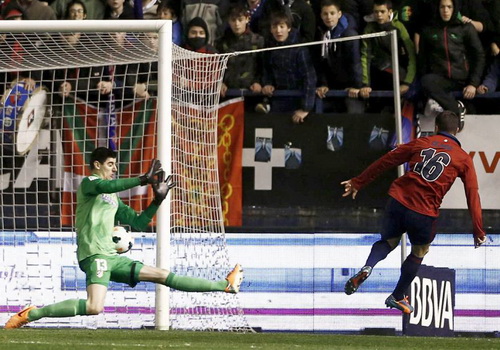 Atletico Madrid bất ngờ sảy chân trong cuộc đua ở La Liga-2