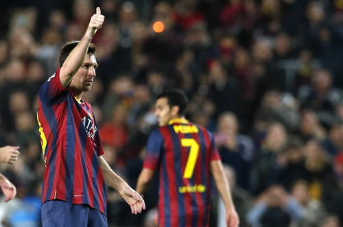 Messi vượt qua thành tích ghi bàn của Di Stefano