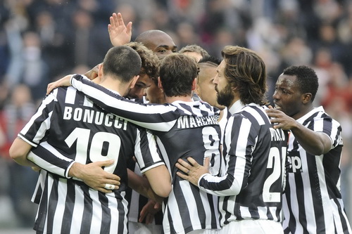 Juventus thắng trong trận đấu thứ 100 tại Serie A của HLV Conte-3