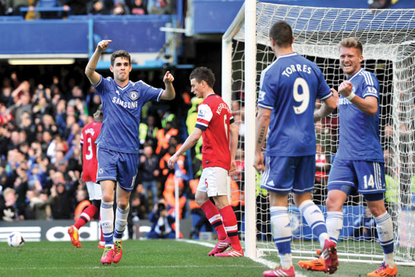 Chelsea nghiền nát Arsenal