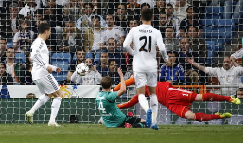 Ronaldo lập cú đúp, Real Madrid có kỷ lục mới-2