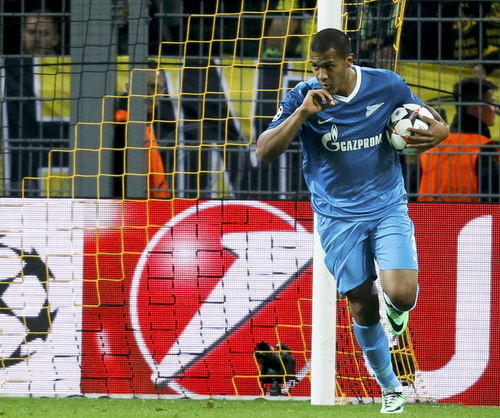 Zenit không thể tạo phép màu ở Dortmund-4