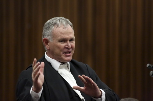 Luật sư Barry Roux của Oscar Pistorius