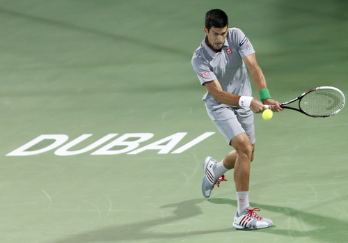 Federer hạ Djokovic trong trận bán kết giải Dubai-1