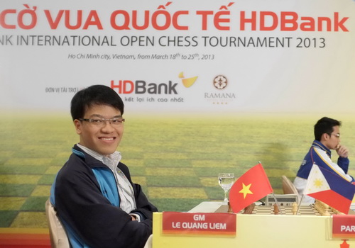 Quang Liêm về nước dự giải cờ vua quốc tế HD Bank