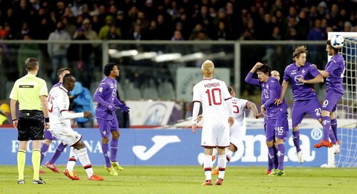 Balotelli cứu AC Milan và Seedorf-2