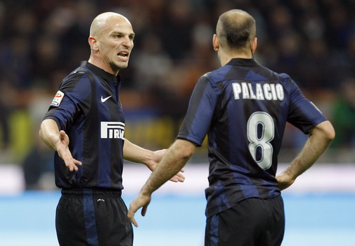Inter Milan dần xa giấc mộng Champions League-2