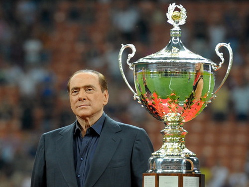 Ông chủ AC Milan Silvio Berlusconi