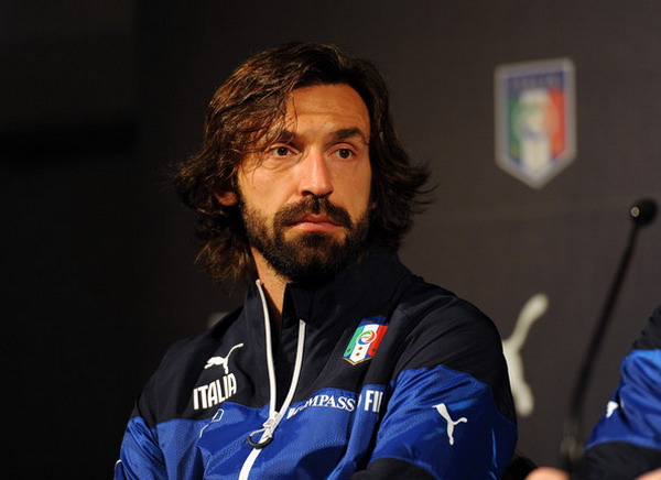 Pirlo và bạn gái mới đang gặp trục trặc