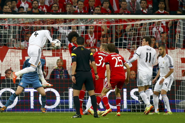 Real Madrid ‘đập nát’ Bayern Munich ngay tại Allianz Arena-2