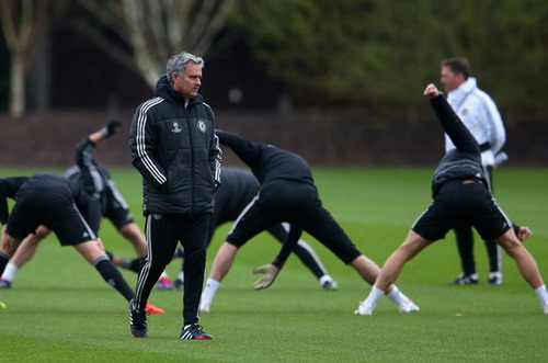 Mourinho được phép dùng đội hình B của Chelsea đấu Liverpool-2