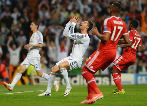 Real Madrid 1-0 Bayern Munich: Ancelotti thắng Guardiola-4