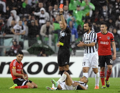 HLV Jesus: Benfica chơi hay hơn Juventus-3