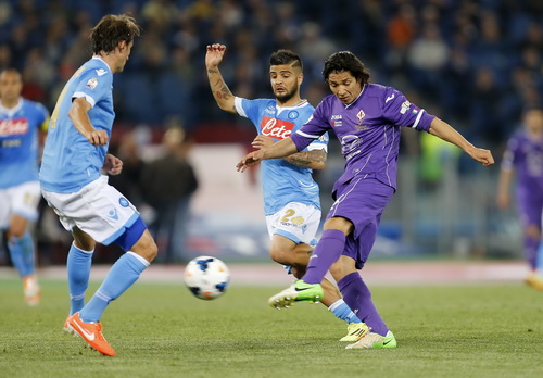 Hạ Fiorentina, Napoli đăng quang Cúp Quốc gia Ý-3