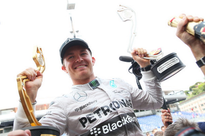 Hamilton và Rosberg lại thống trị Monaco GP, Vettel bỏ cuộc