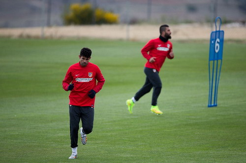 Diego Costa và Arda Turan đã tập trở lại 