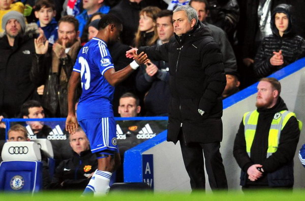 Eto'o: Mourinho là kẻ ngốc khi nói tôi già-2