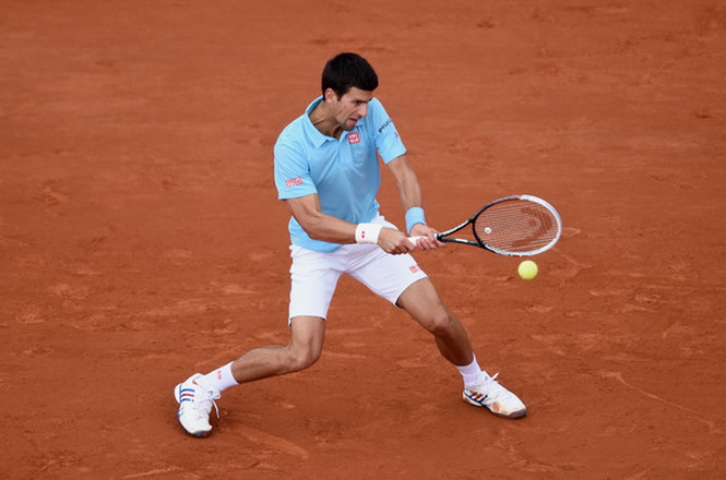 Novak Djokovic dễ dàng vào vòng 3 Pháp mở rộng