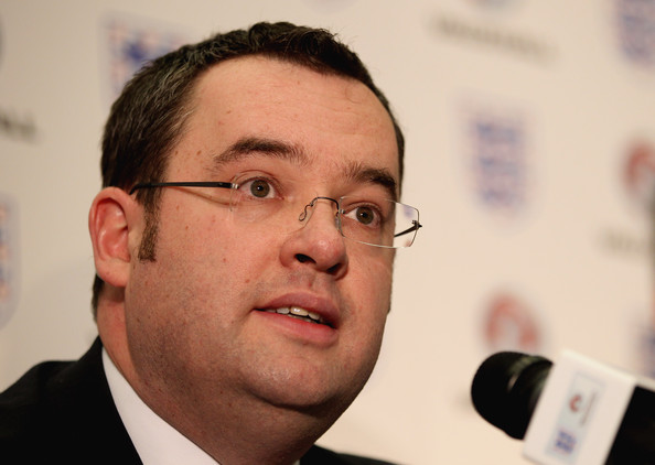 FA cấm tiệt cầu thủ cá độ bóng đá